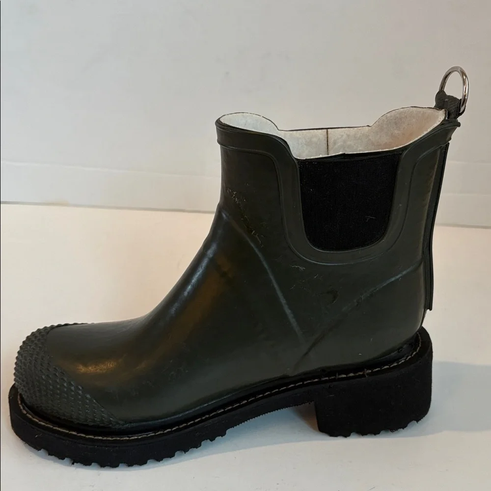 Ilse Jacobsen Rub 47’ short rubber waterproof boots w heel army green Sundance